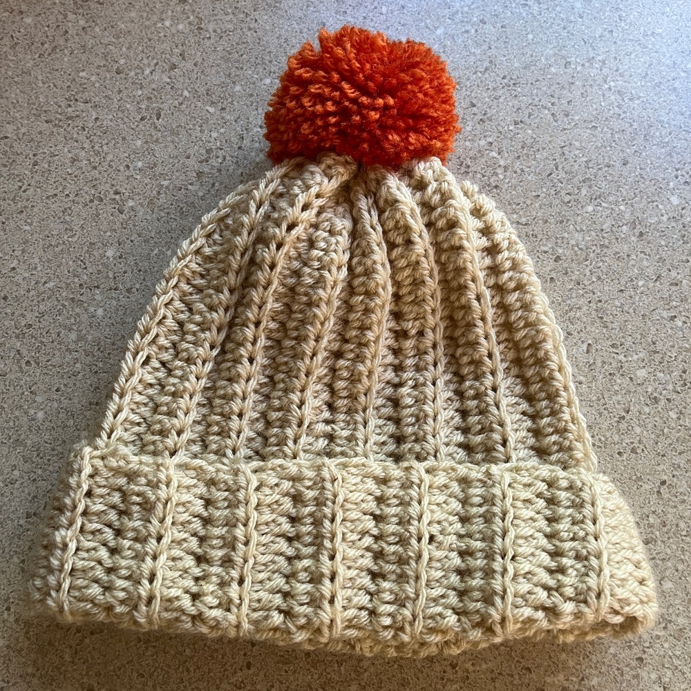 Ribbed Beanie with Pom Pom